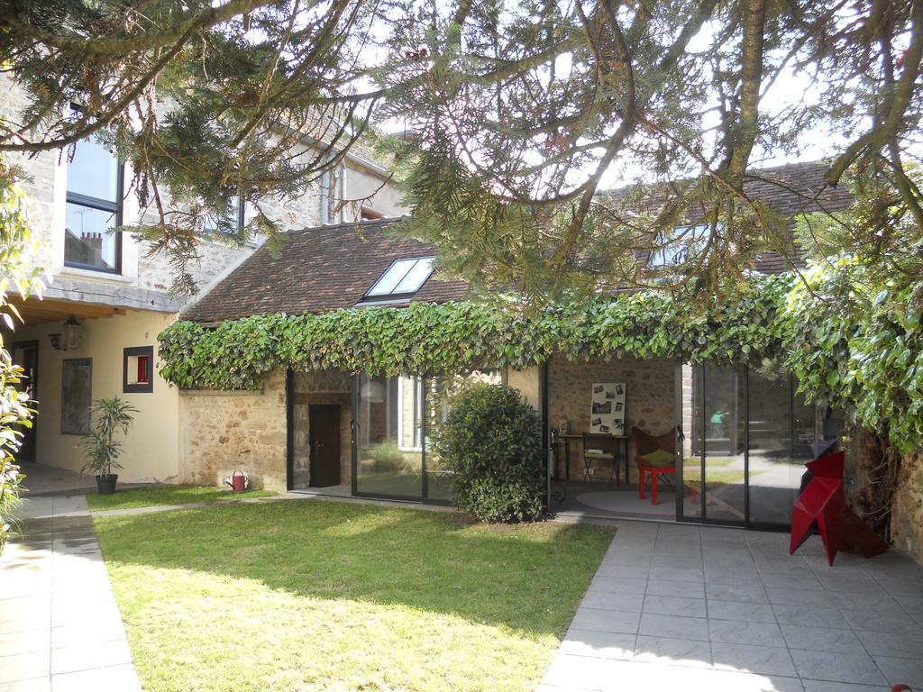 Le Nid D'Hirondelles Bed and Breakfast Perthes-en-Gatinais Εξωτερικό φωτογραφία